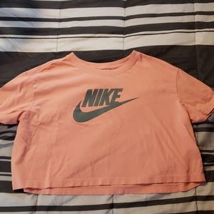 Nike crop t-shirt
